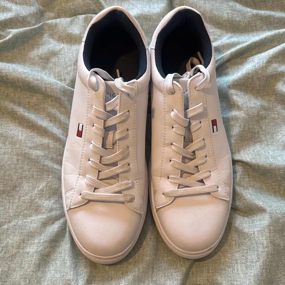 Tommy Hilfiger men’s shoes size 10